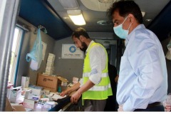 Administrator-Mayor-Karachi-visiting-Free-Medical-Camps